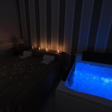 Hotel Holiday ฟอจเจีย ภายนอก รูปภาพ